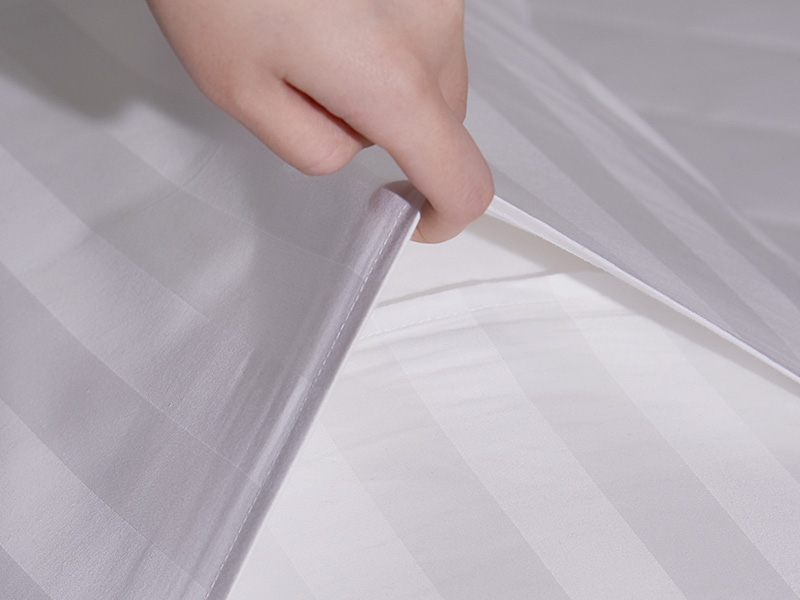 How to store and stack guest room linens